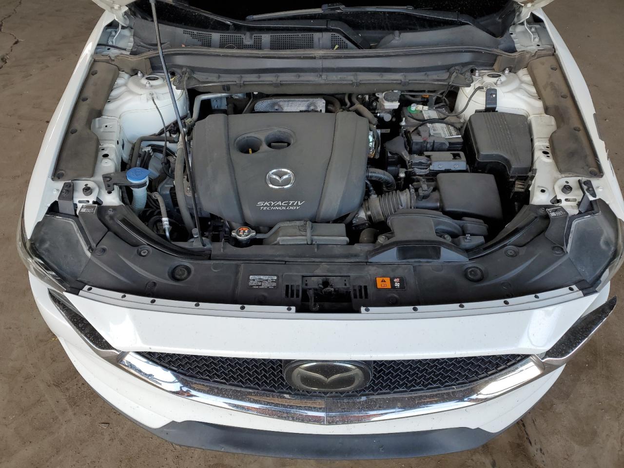 2019 Mazda CX-5 VIN JM3KFACM2K0696768 Copart auction photo, front end / side damage thumbnail 13
