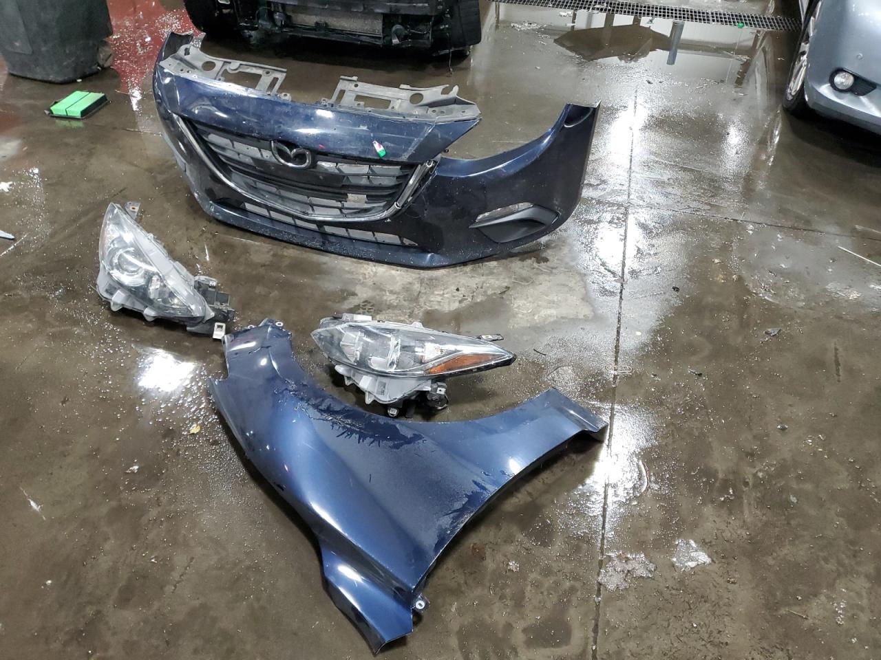 2014 Mazda 3 VIN 3MZBM1U70EM117377 Copart auction photo, front end damage thumbnail 13