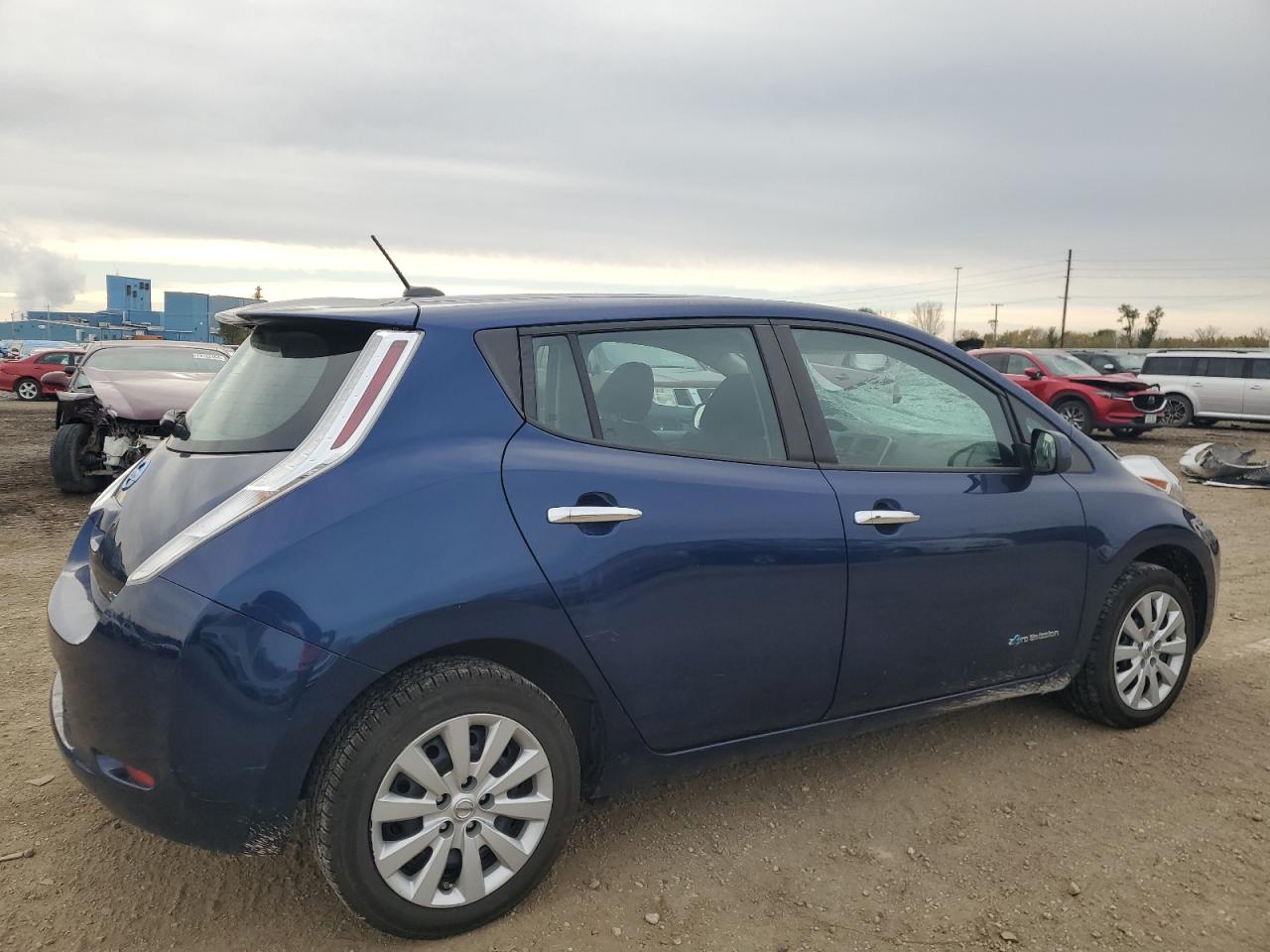 2016 Nissan Leaf VIN 1N4AZ0CP9GC306275 Copart auction photo, front end / top/roof damage thumbnail 3