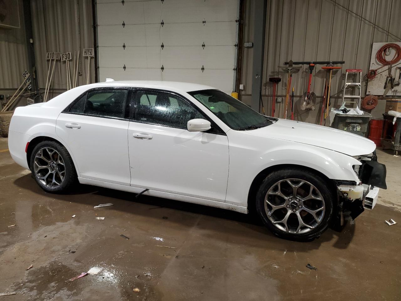 2016 Chrysler 300 VIN 2C3CCABG1GH243542 Copart auction photo, front end damage thumbnail 4