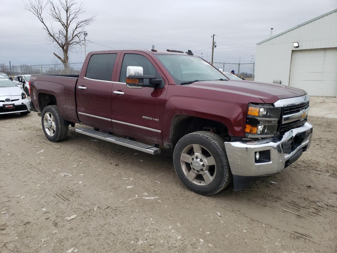 2016 Chevrolet Silverado VIN 1GC1KWEGXGF286194 Copart auction photo, front end / minor dent/scratches damage thumbnail 4
