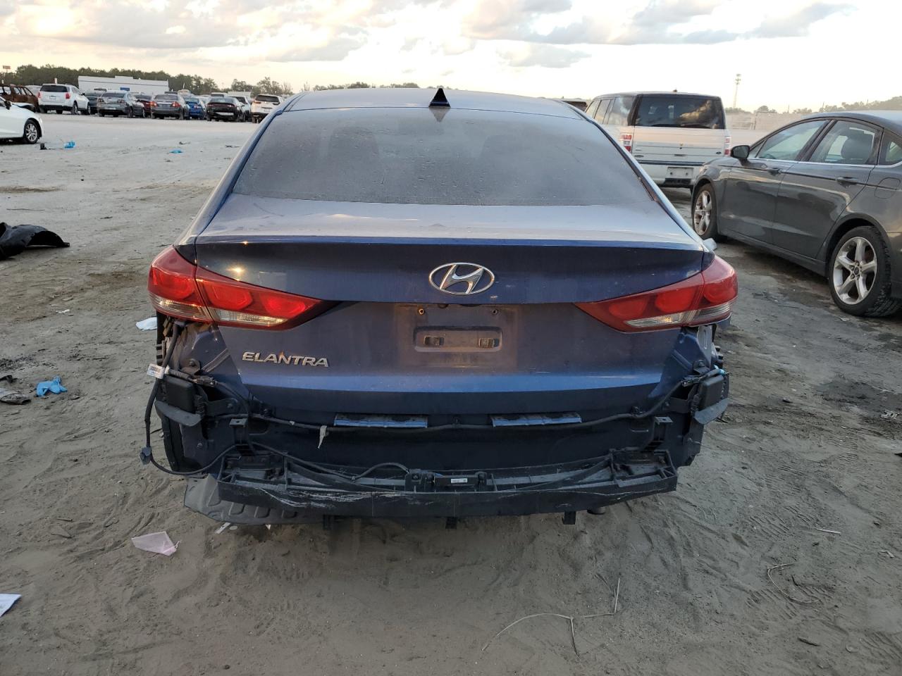 2018 Hyundai Elantra VIN 5NPD84LF2JH352177 Copart auction photo, front end damage thumbnail 6