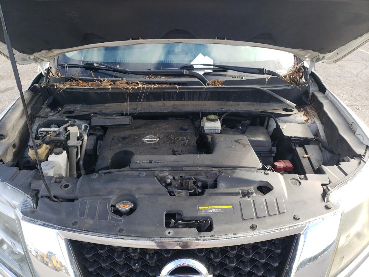 2014 Nissan Pathfinder VIN 5N1AR2MN4EC688744 Copart auction photo, minor dent/scratches damage thumbnail 12