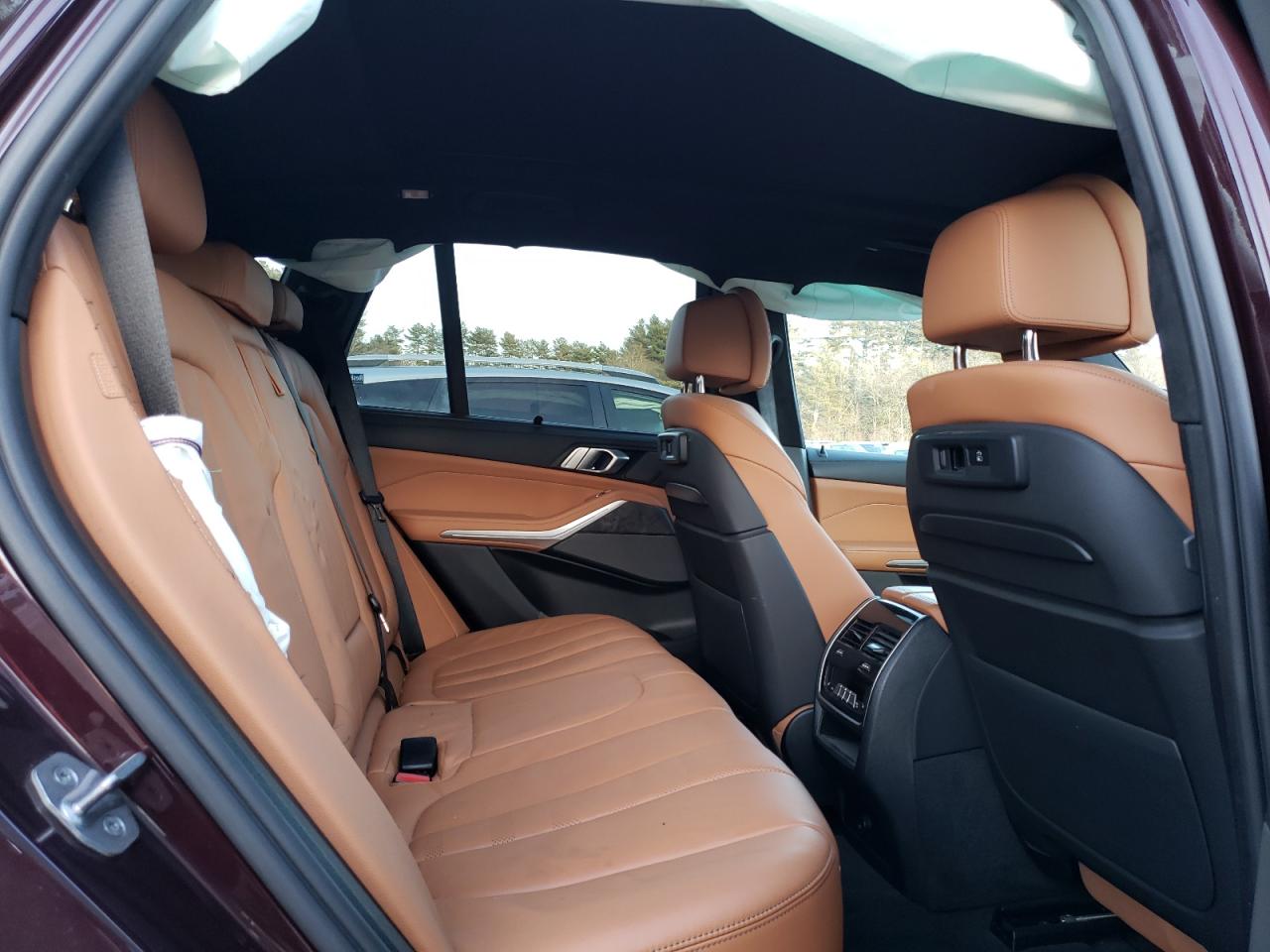 2022 BMW X5 VIN 5UXJU4C02N9M64369 Copart auction photo, front end / minor dent/scratches damage thumbnail 11