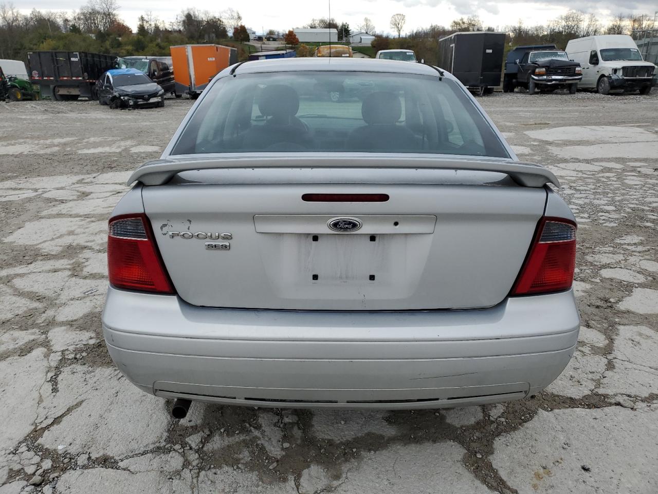 2007 Ford Focus VIN 1FAHP34N07W307820 Copart auction photo, frame damage / front end damage thumbnail 6