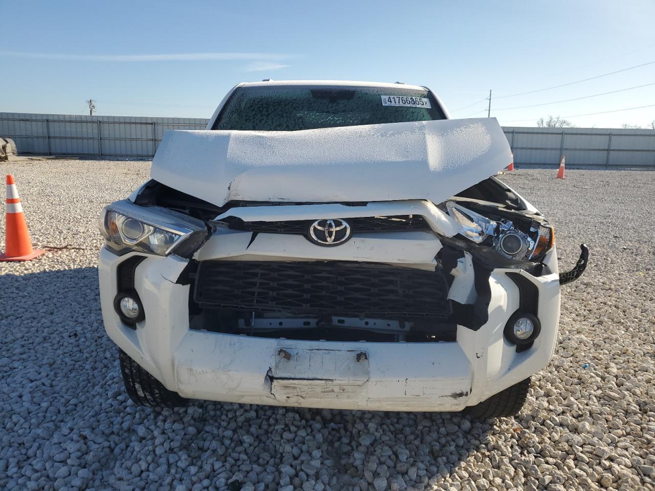 2014 Toyota 4Runner VIN JTEZU5JRXE5066695 Copart auction photo, front end / minor dent/scratches damage thumbnail 5