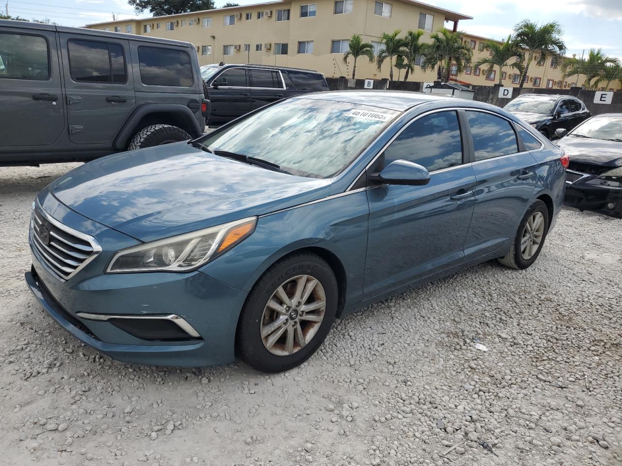 2015 Hyundai Sonata VIN 5NPE24AF5FH165743