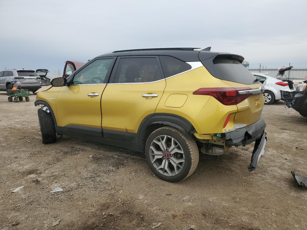 2021 KIA Seltos VIN KNDETCA26M7061560 Copart auction photo, front end damage thumbnail 2