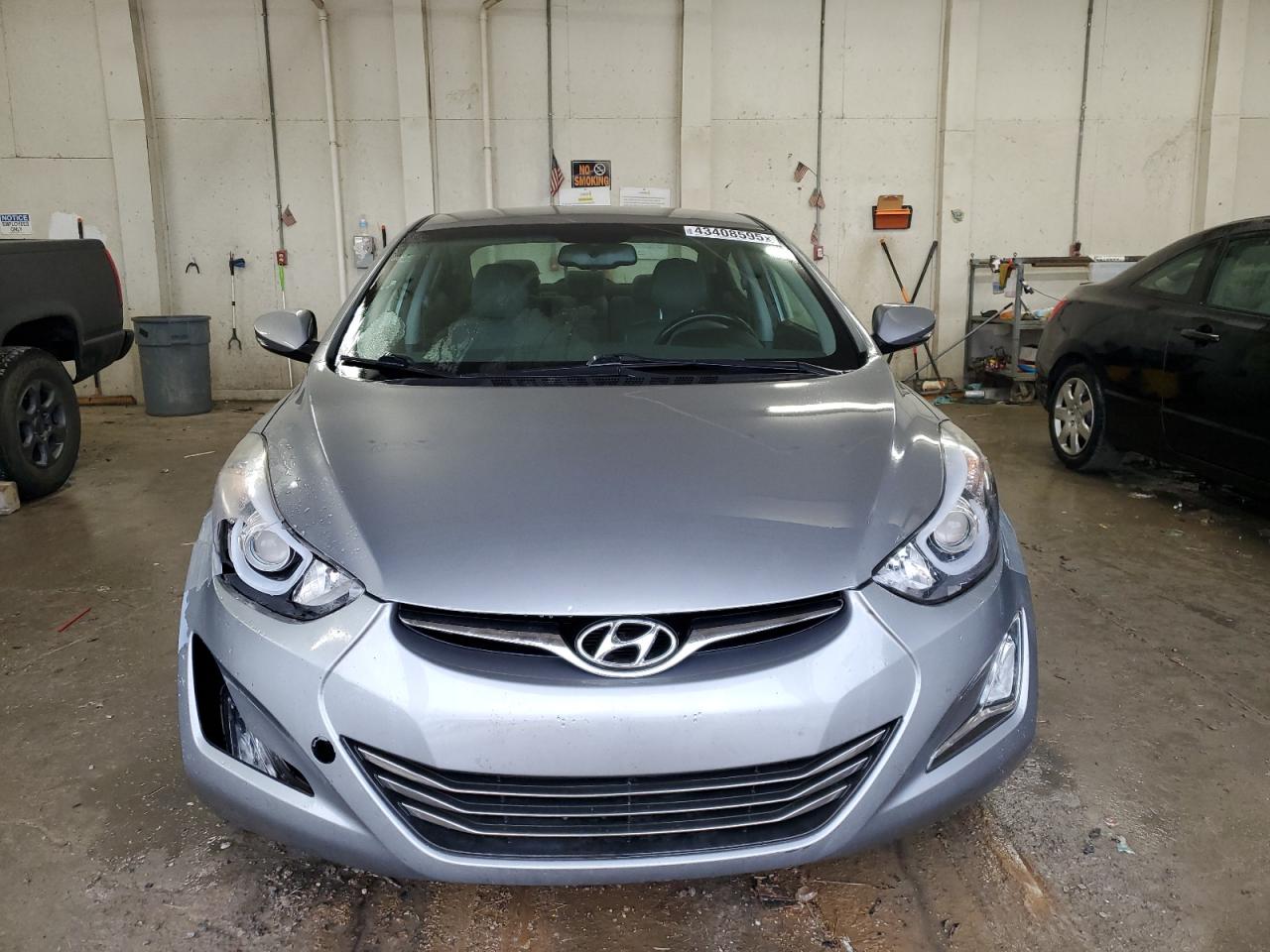 2015 Hyundai Elantra VIN KMHDH4AE9FU328218 Copart auction photo, front end / minor dent/scratches damage thumbnail 5
