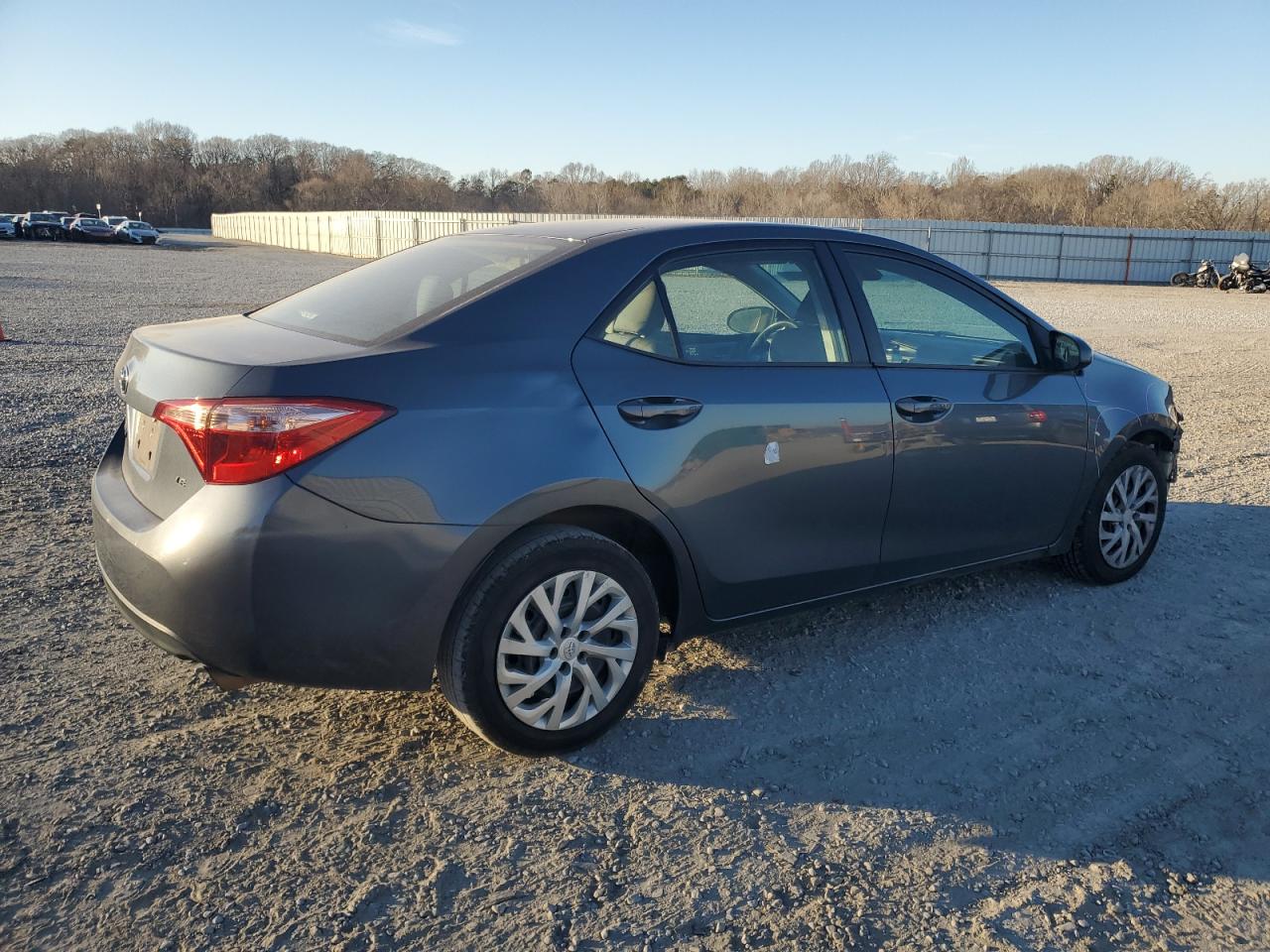 2017 Toyota Corolla VIN 2T1BURHE5HC774957 Copart auction photo, front end / rear end damage thumbnail 3
