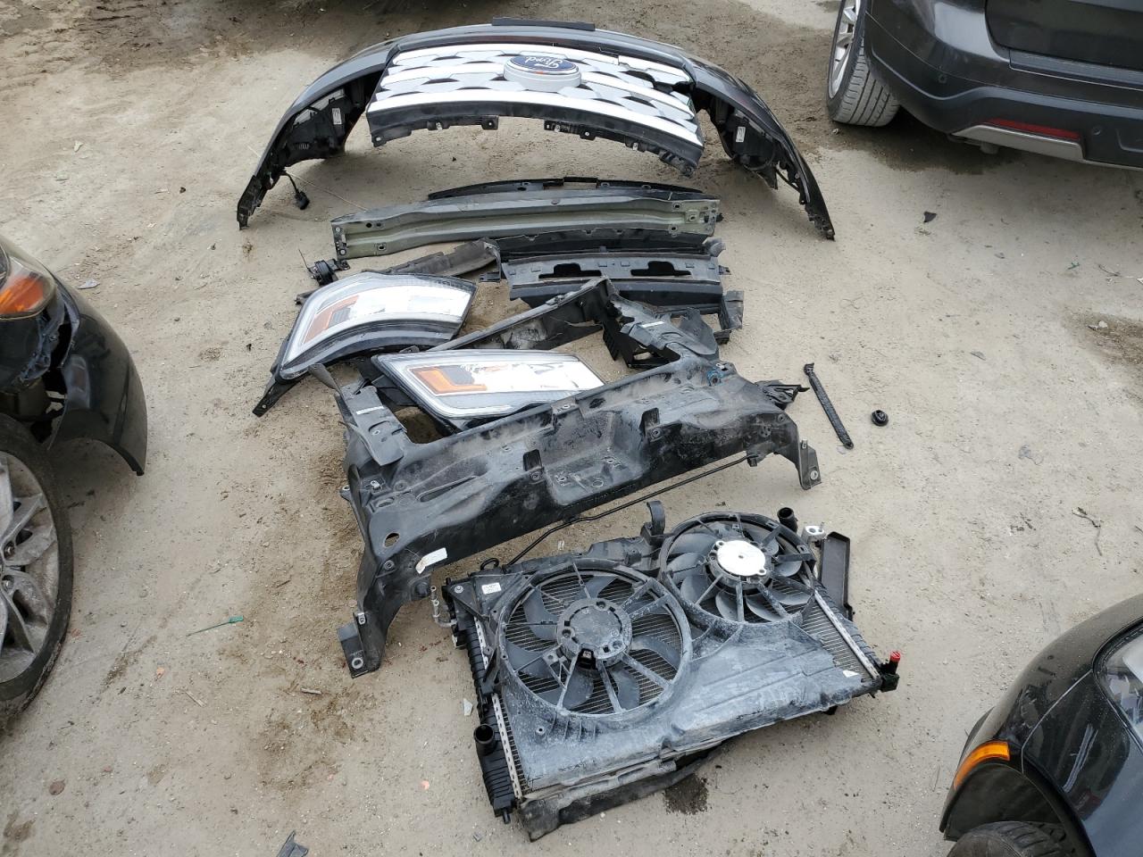 2019 Ford Explorer VIN 1FM5K7D87KGA69203 Copart auction photo, front end damage thumbnail 13