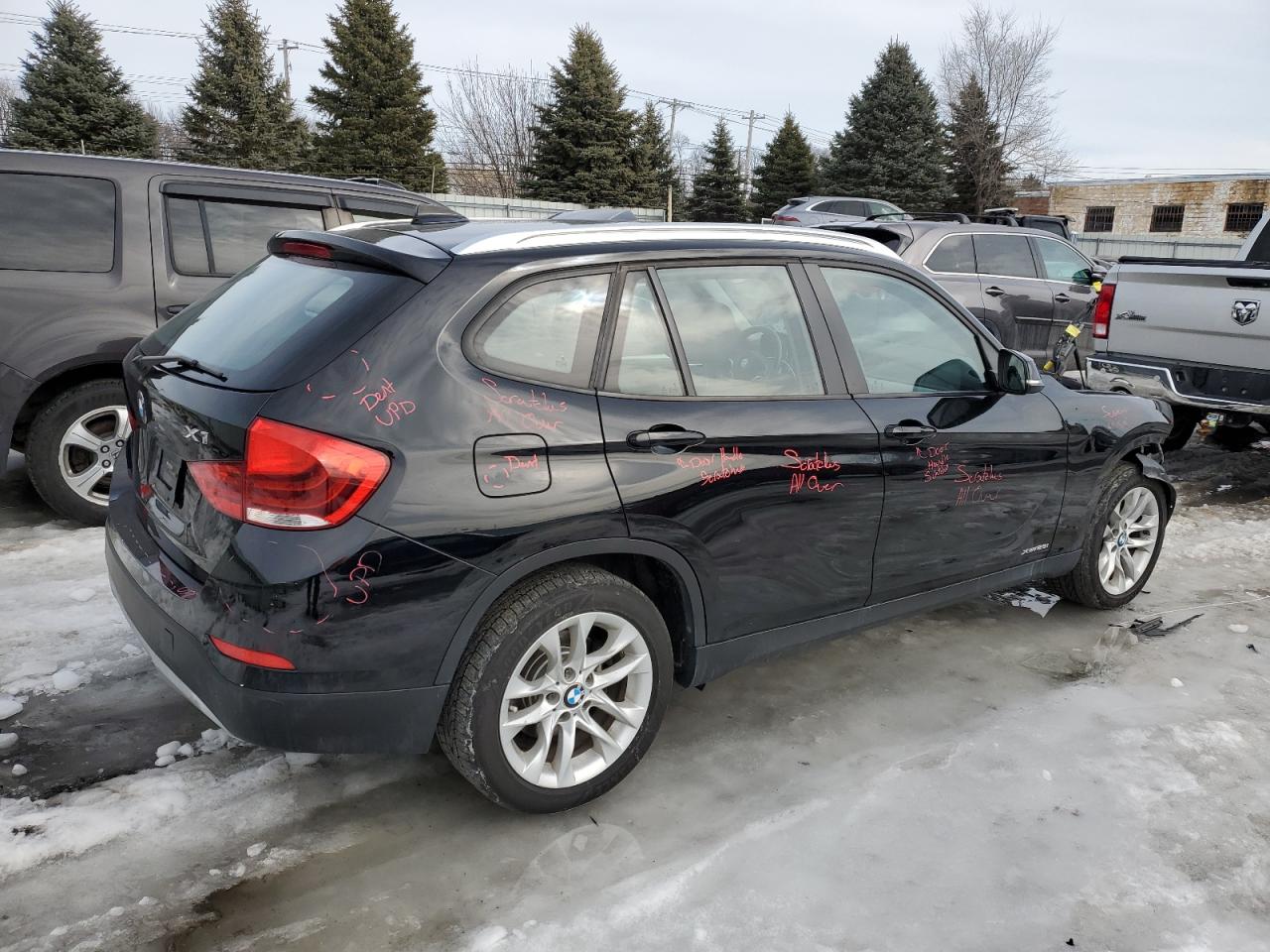 2015 BMW X1 VIN WBAVL1C51FVY28710 Copart auction photo, front end damage thumbnail 3