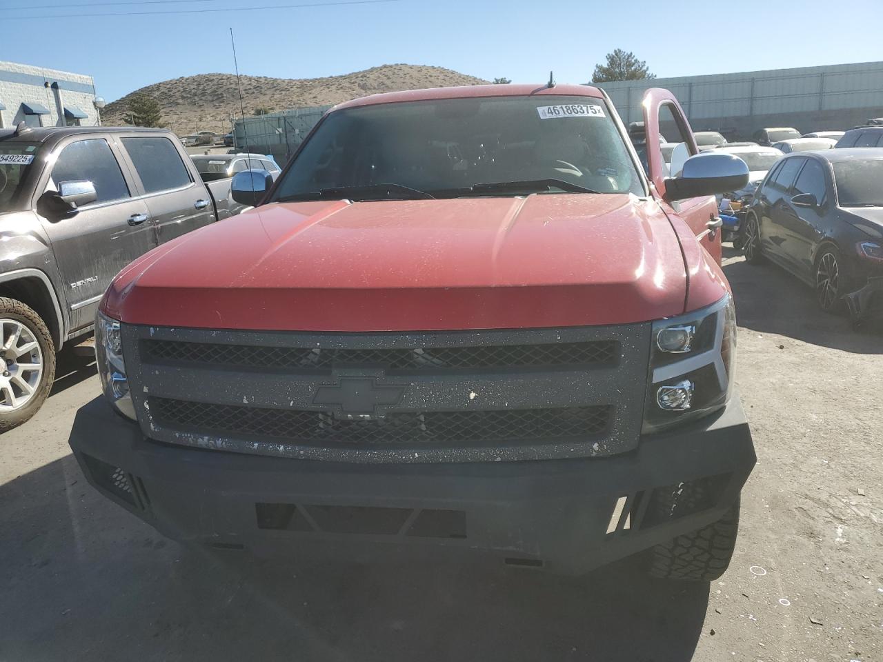 2011 Chevrolet Silverado VIN 3GCPCSE00BG167659 Copart auction photo, side damage thumbnail 5