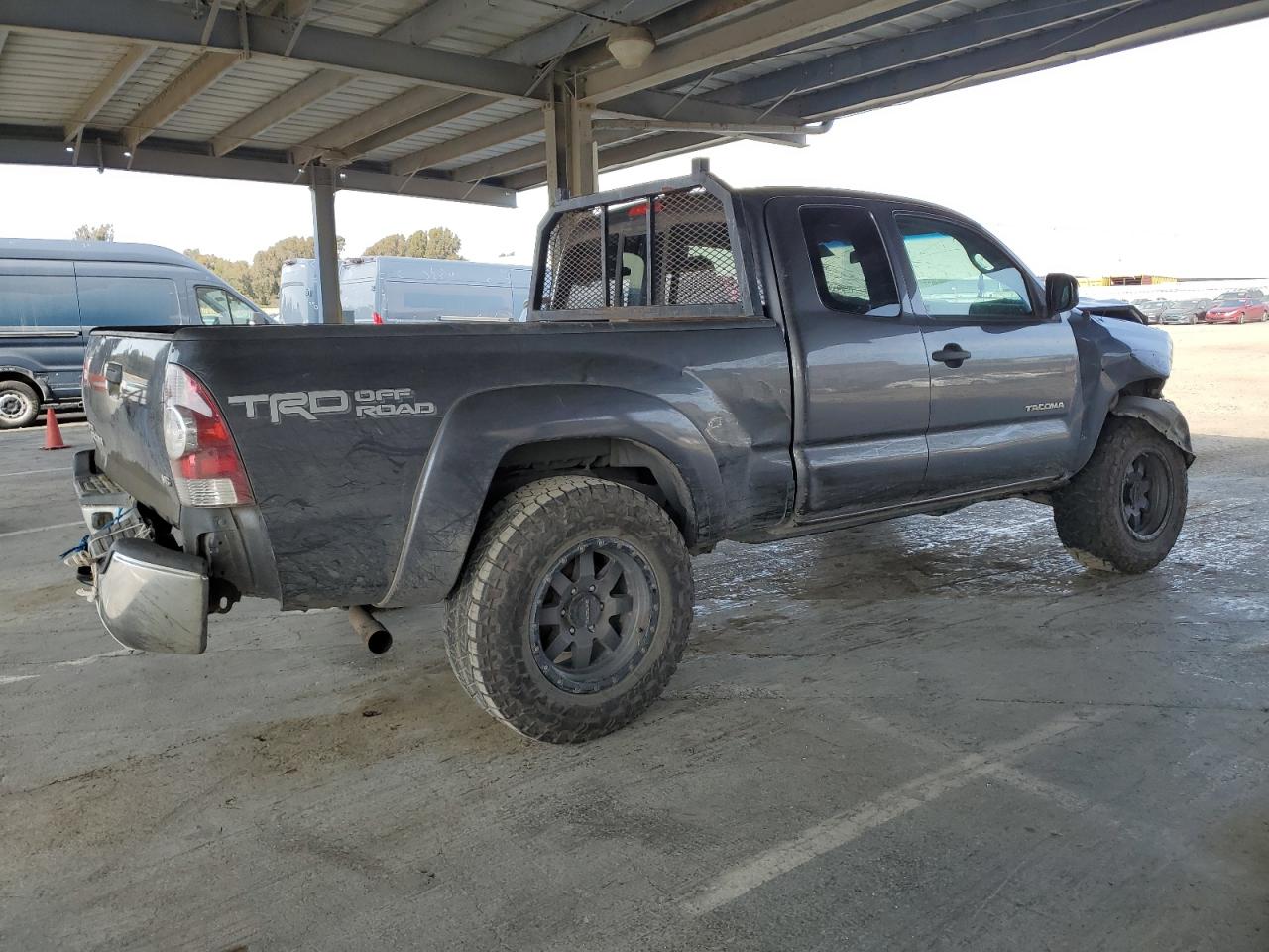 2014 Toyota Tacoma VIN 5TFUU4EN9EX096999 Copart auction photo, front end / side damage thumbnail 3