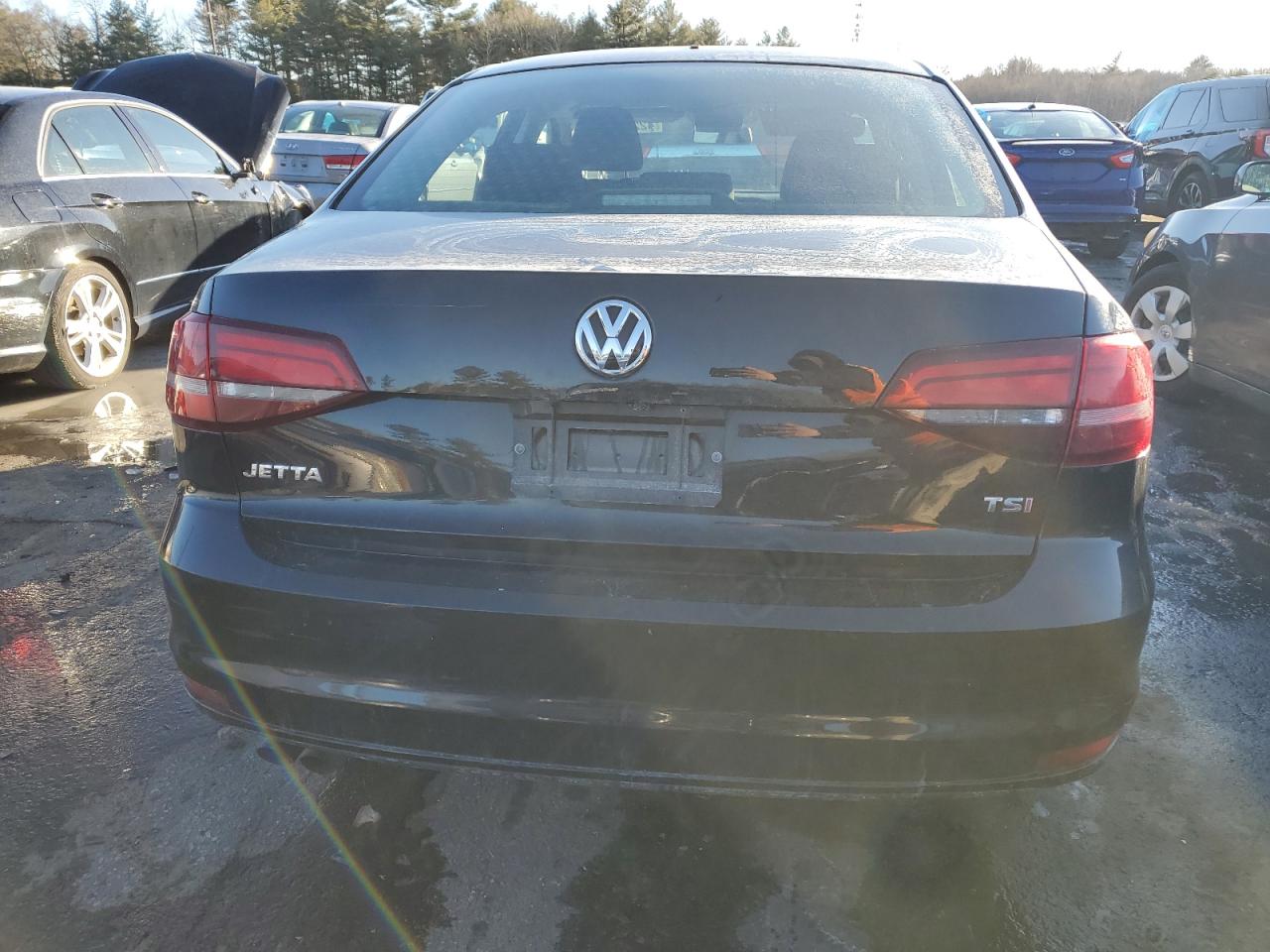 2018 Volkswagen Jetta VIN 3VW2B7AJ8JM235387 Copart auction photo, front end / minor dent/scratches damage thumbnail 6