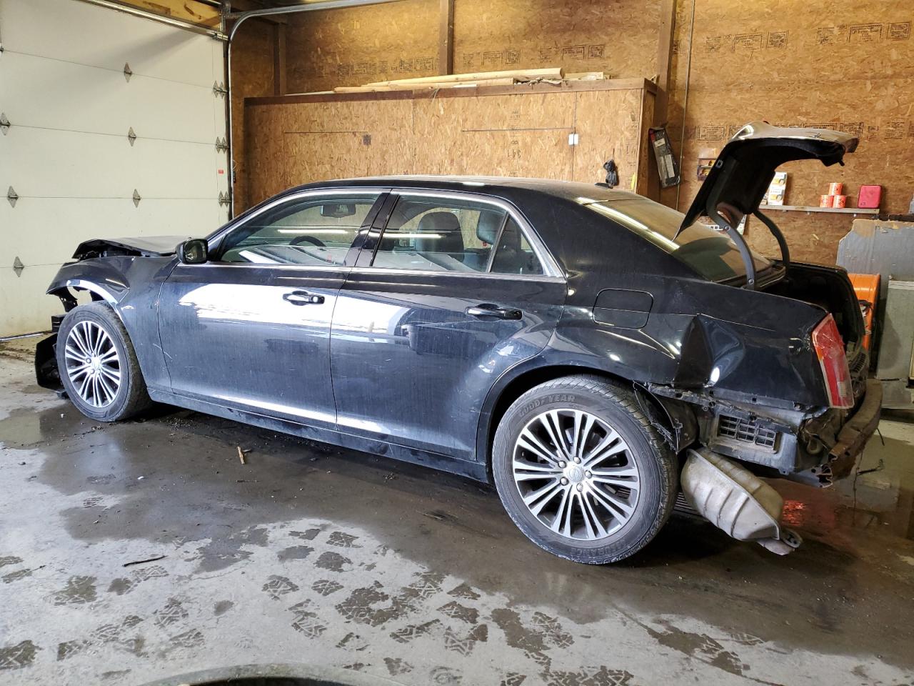 2013 Chrysler 300 VIN 2C3CCAGGXDH733028 Copart auction photo, front end damage thumbnail 2