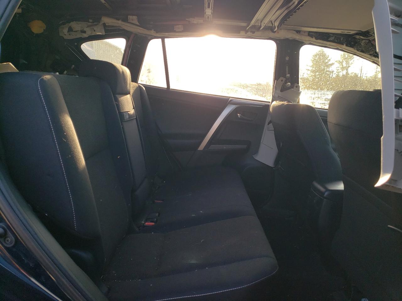 2018 Toyota RAV 4 VIN JTMRJREV7JD239374 Copart auction photo, undercarriage / minor dent/scratches damage thumbnail 11