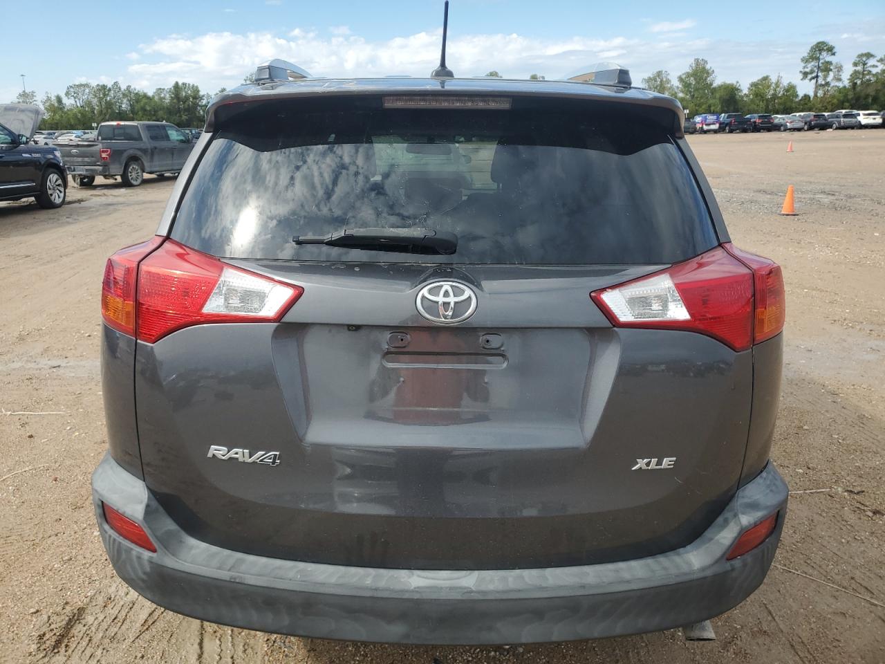 2015 Toyota RAV 4 VIN 2T3WFREV3FW228810 Copart auction photo, front end damage thumbnail 6