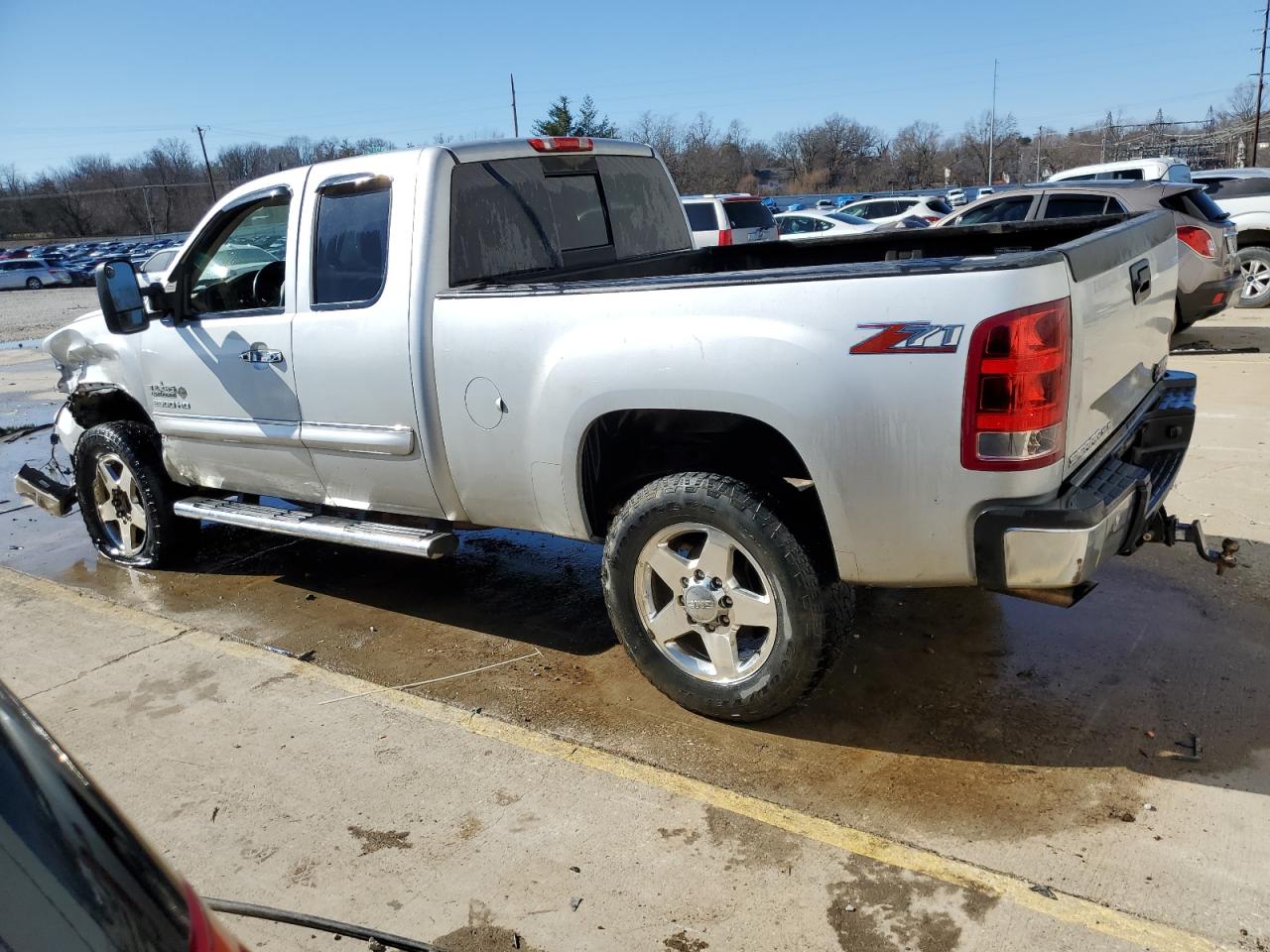 2013 GMC Sierra VIN 1GT210CG3DZ405351 Copart auction photo, front end / side damage thumbnail 2
