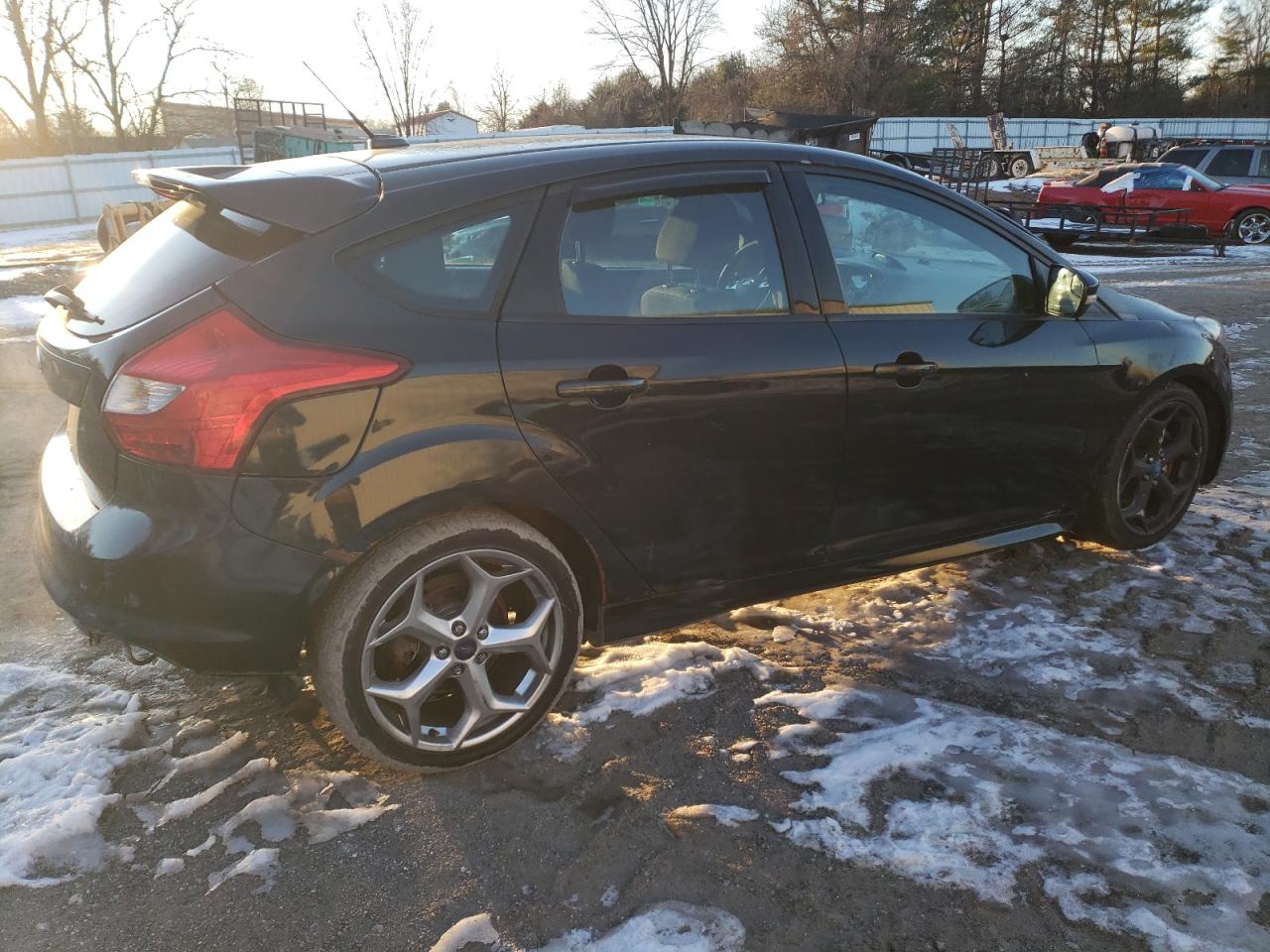 2014 Ford Focus VIN 1FADP3L99EL166778 Copart auction photo, all over / minor dent/scratches damage thumbnail 3