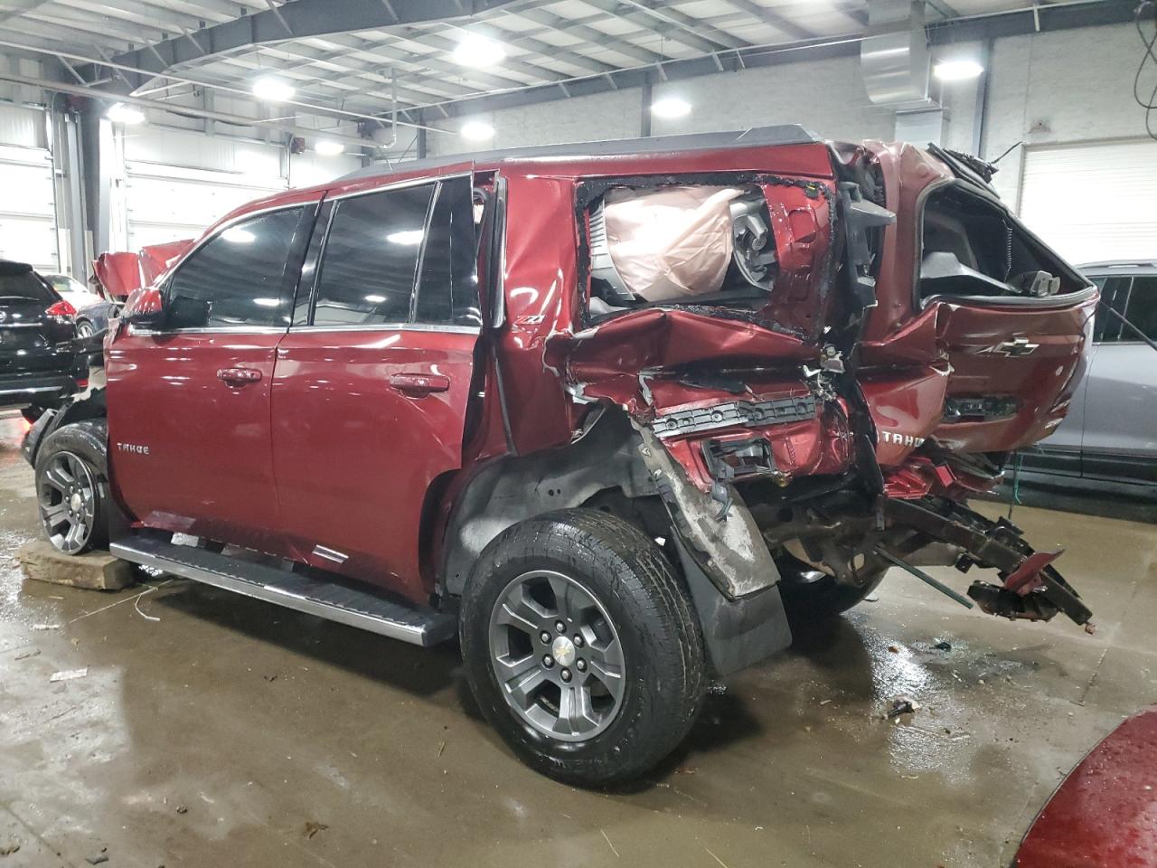 2016 Chevrolet Tahoe VIN 1GNSKBKC2GR332010 Copart auction photo, front end / rear end damage thumbnail 2
