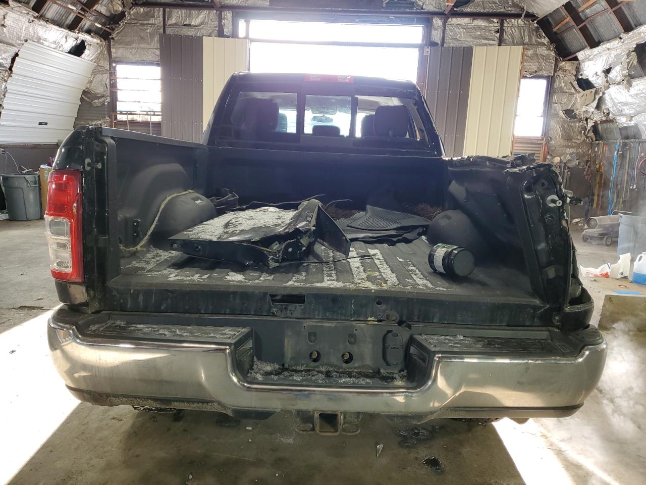 2019 RAM 2500 VIN 3C6UR5CJ3KG675646 Copart auction photo, rear end / side damage thumbnail 6
