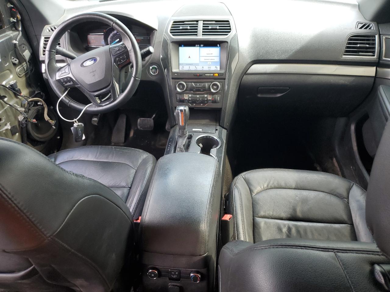 2018 Ford Explorer VIN 1FM5K7D82JGB15776 Copart auction photo, side / front end damage thumbnail 8