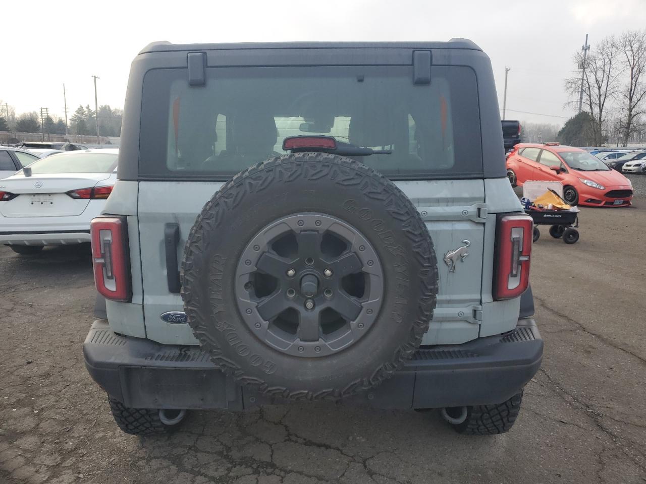 2021 Ford Bronco VIN 1FMDE5CH2MLA68172 Copart auction photo, vandalism / burn damage thumbnail 6