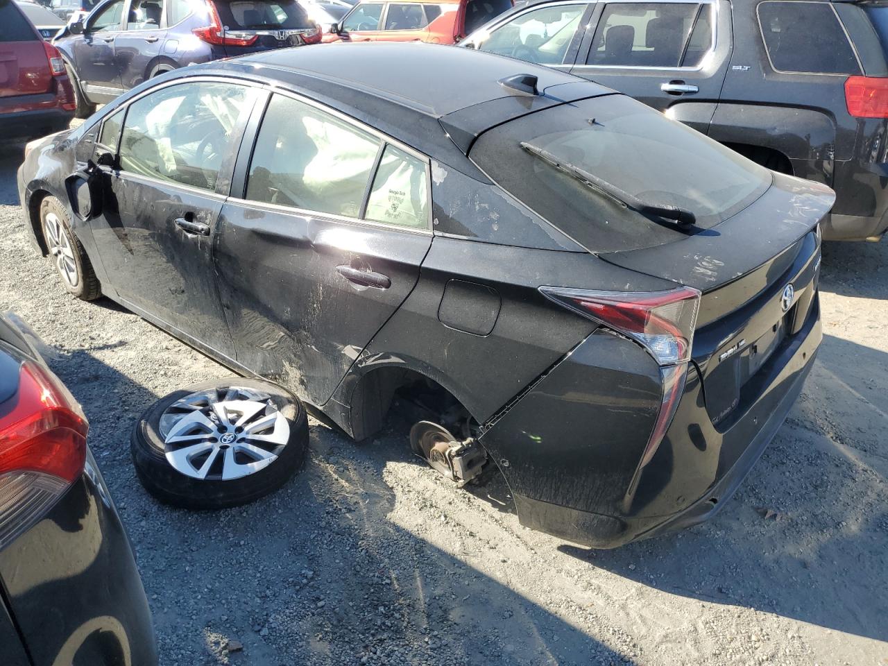 2018 Toyota Prius VIN JTDKARFU7J3066355 Copart auction photo, side / front end damage thumbnail 2