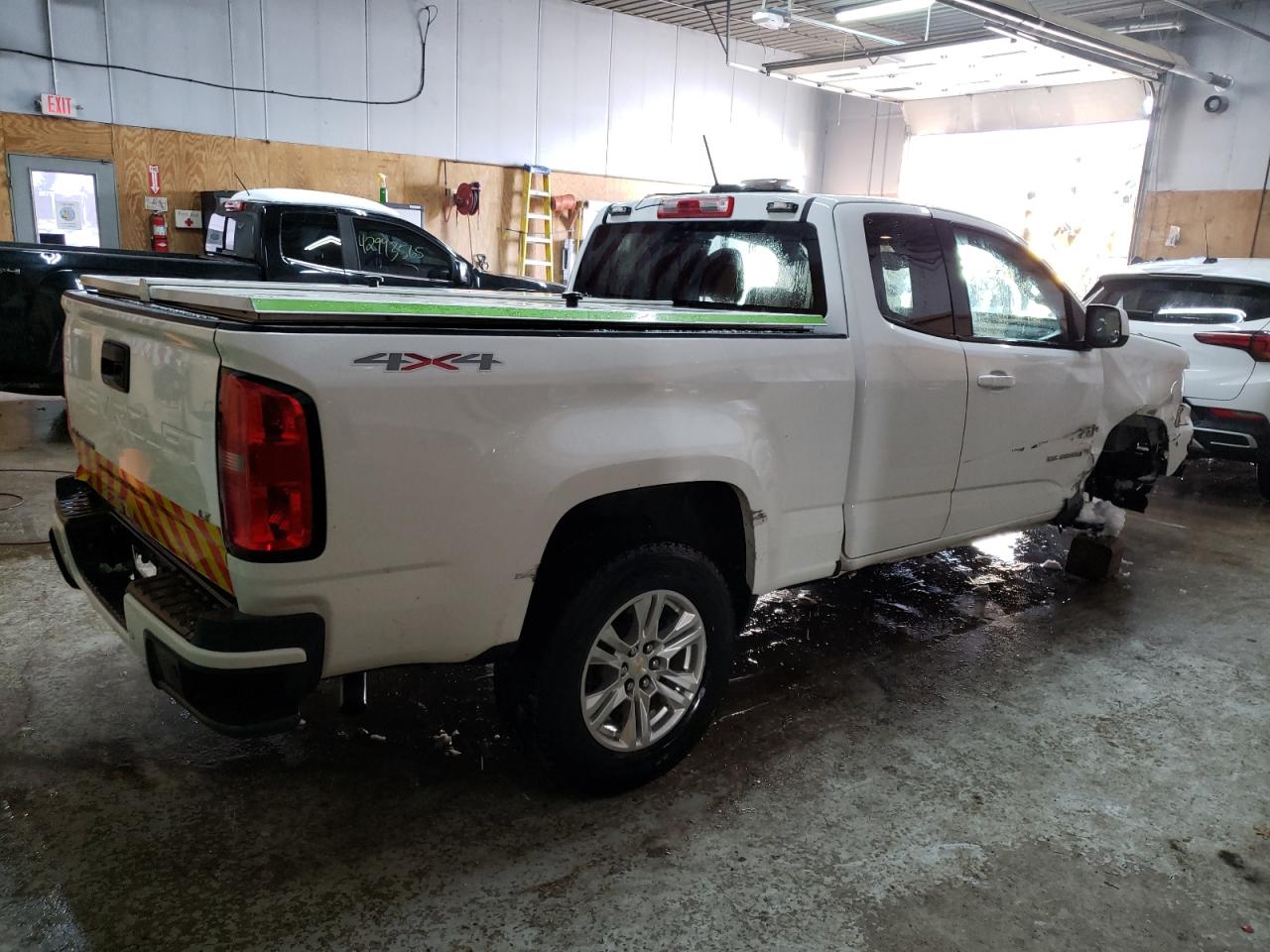 2021 Chevrolet Colorado VIN 1GCHTCEA1M1253406 Copart auction photo, front end / undercarriage damage thumbnail 3