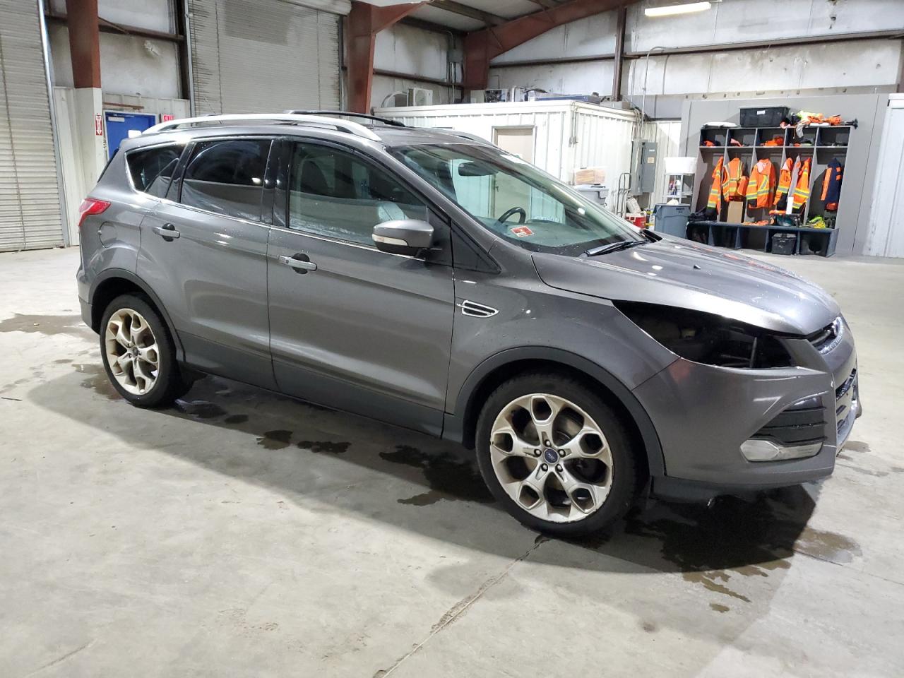 2013 Ford Escape VIN 1FMCU9J91DUB34917 Copart auction photo, front end damage thumbnail 4