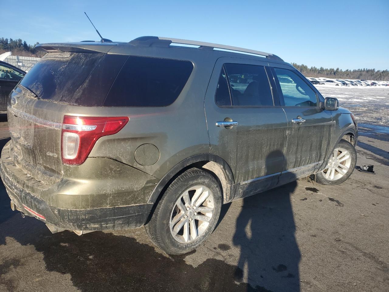 2013 Ford Explorer VIN 1FM5K8D82DGA22556 Copart auction photo, front end damage thumbnail 3