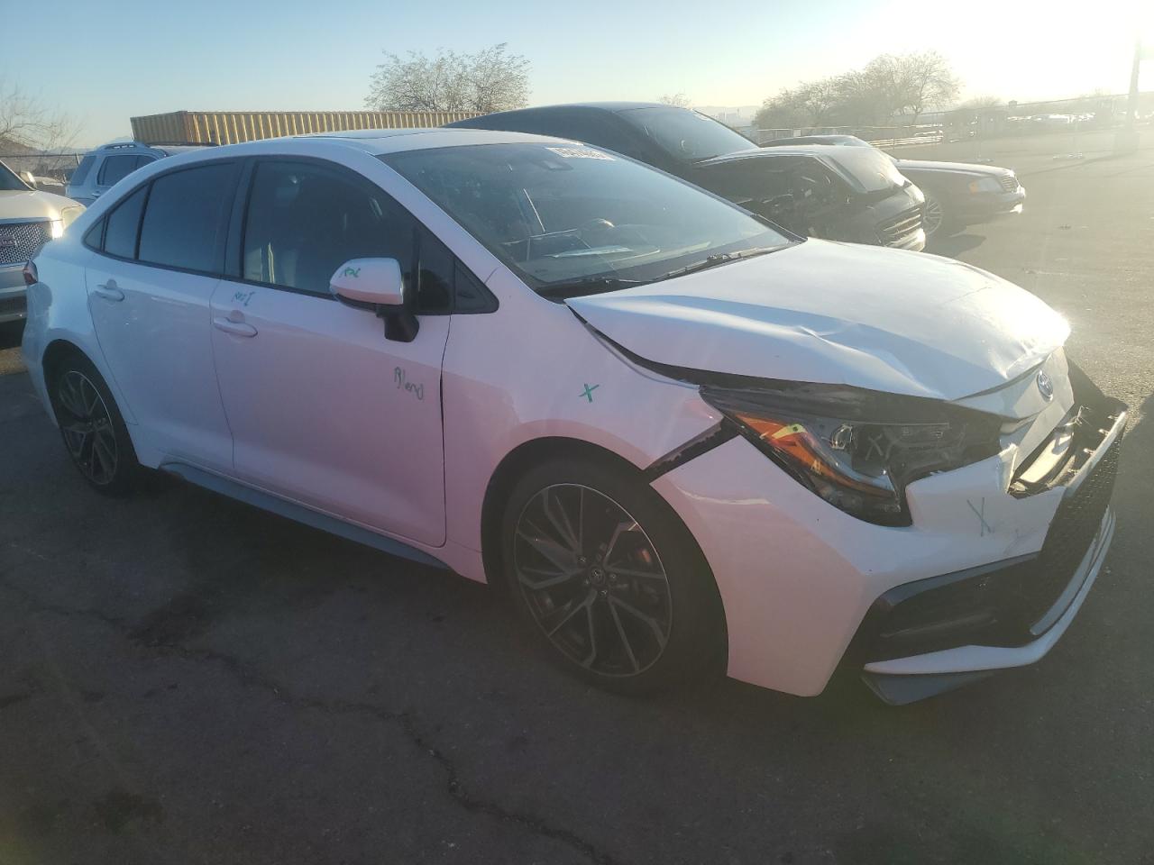 2020 Toyota Corolla VIN JTDP4RCEXLJ004828 Copart auction photo, front end / mechanical damage thumbnail 4