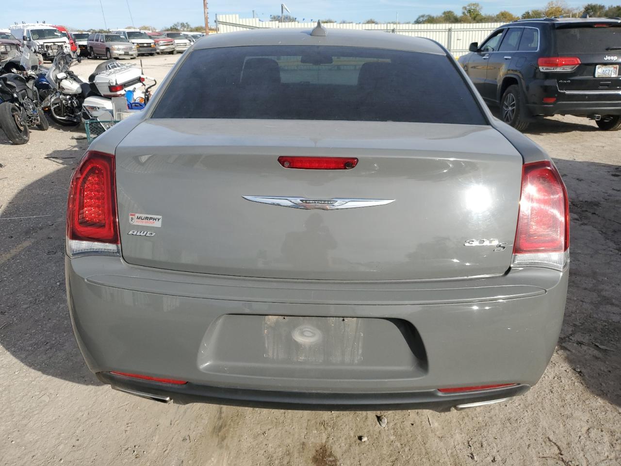 2019 Chrysler 300 VIN 2C3CCAGG2KH648505 Copart auction photo, side / minor dent/scratches damage thumbnail 6