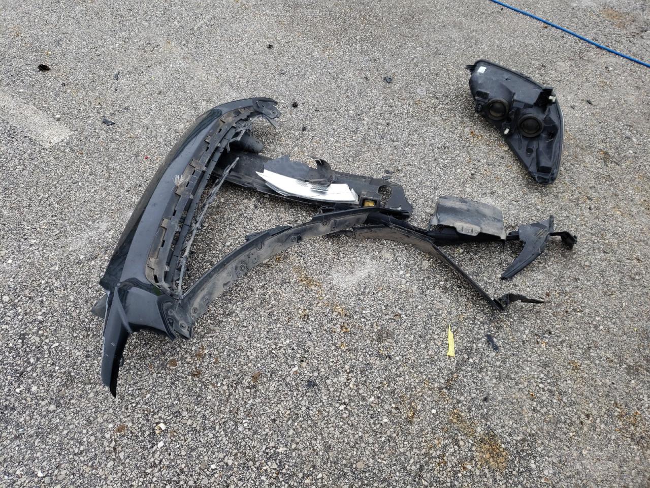 2015 Ford Escape VIN 1FMCU0F7XFUB40155 Copart auction photo, front end / minor dent/scratches damage thumbnail 15