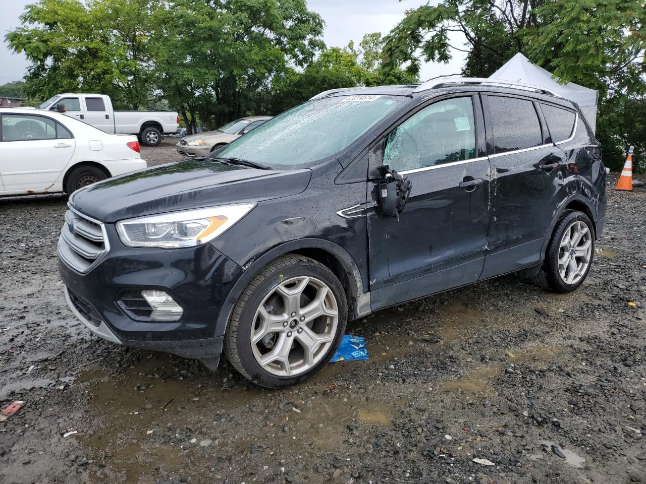 2017 Ford Escape VIN 1FMCU0J9XHUD86425