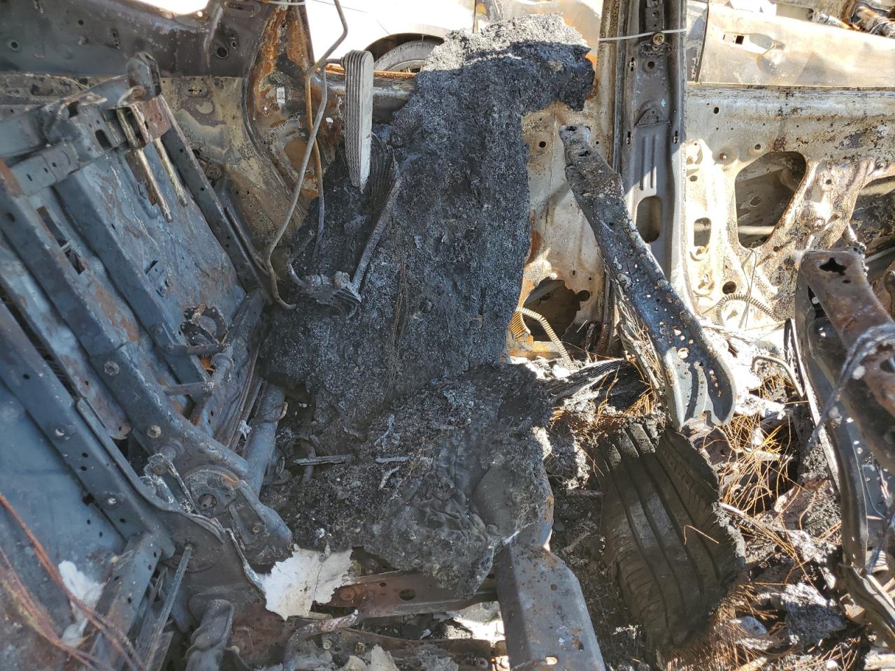 2020 Chevrolet Blazer VIN 3GNKBBRA9LS692953 Copart auction photo, burn - engine / burn damage thumbnail 10