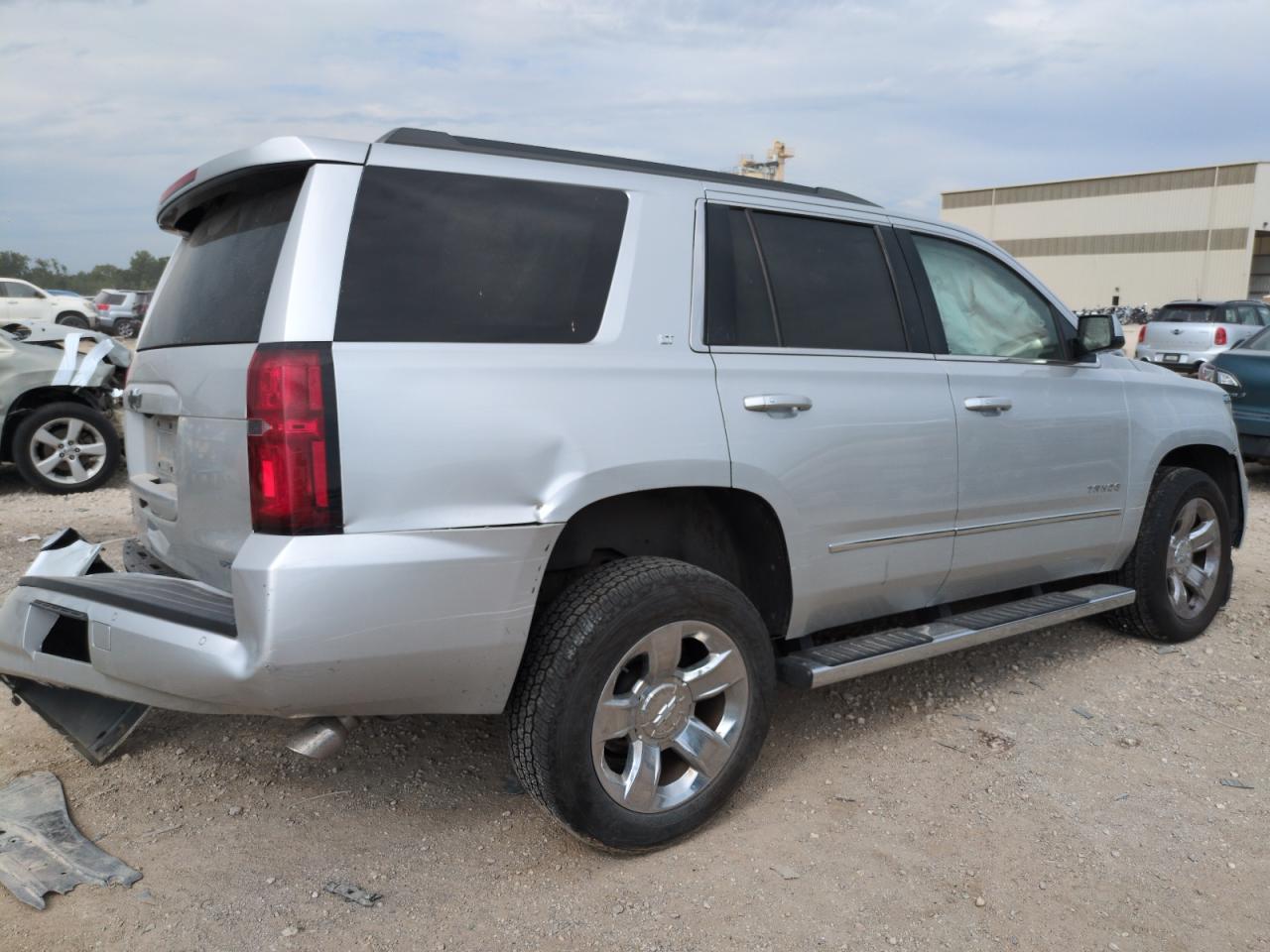 2016 Chevrolet Tahoe VIN 1GNSKBKC7GR460209 Copart auction photo, all over / undercarriage damage thumbnail 3