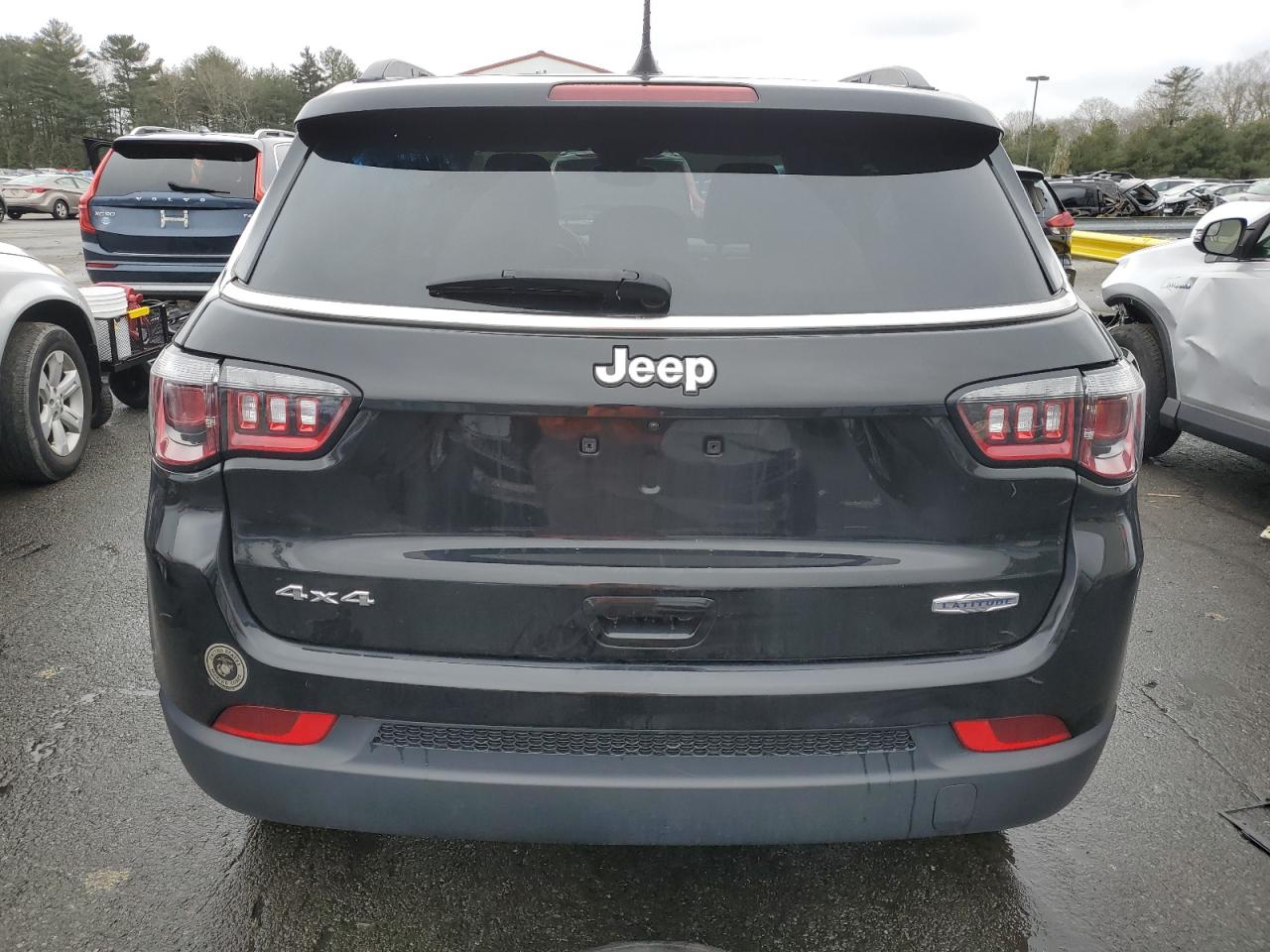2022 Jeep Compass VIN 3C4NJDBB8NT216102 Copart auction photo, front end / minor dent/scratches damage thumbnail 6
