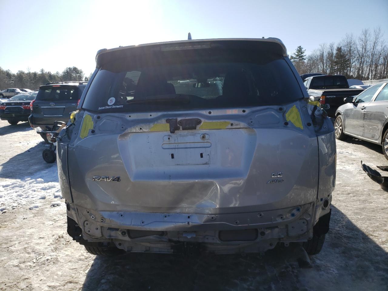 2018 Toyota RAV 4 VIN 2T3BFREV1JW767868 Copart auction photo, rear end damage thumbnail 6