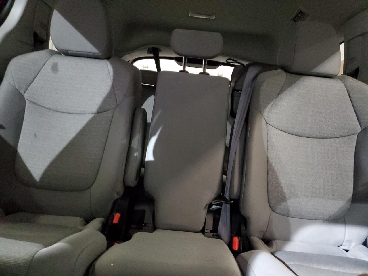2022 Toyota Sienna VIN 5TDKRKEC1NS116857 Copart auction photo, front end / minor dent/scratches damage thumbnail 10