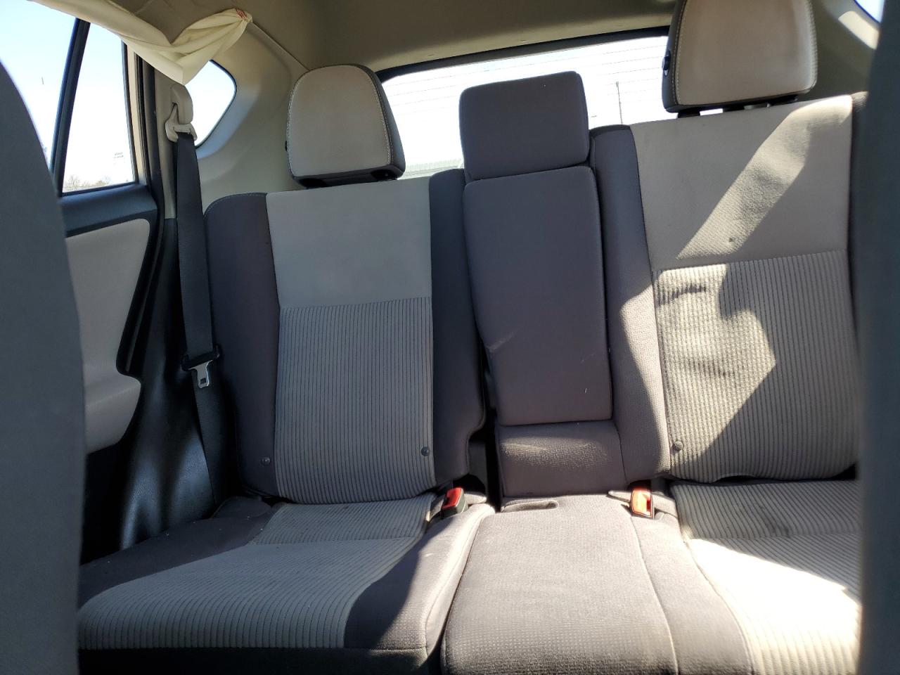2015 Toyota RAV 4 VIN 2T3RFREV8FW349927 Copart auction photo, front end damage thumbnail 10