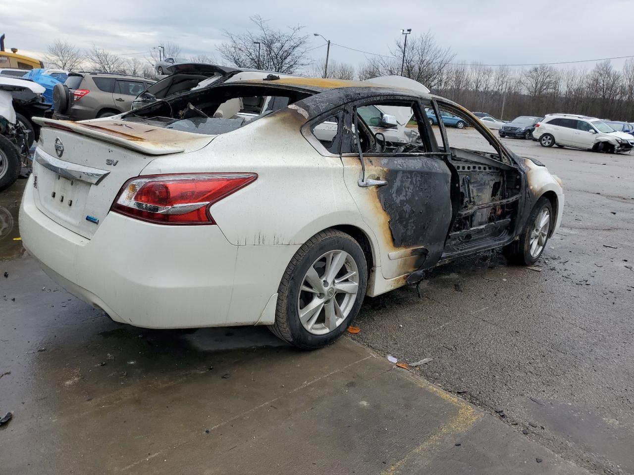 2013 Nissan Altima VIN 1N4AL3AP2DN512866 Copart auction photo, burn damage thumbnail 3