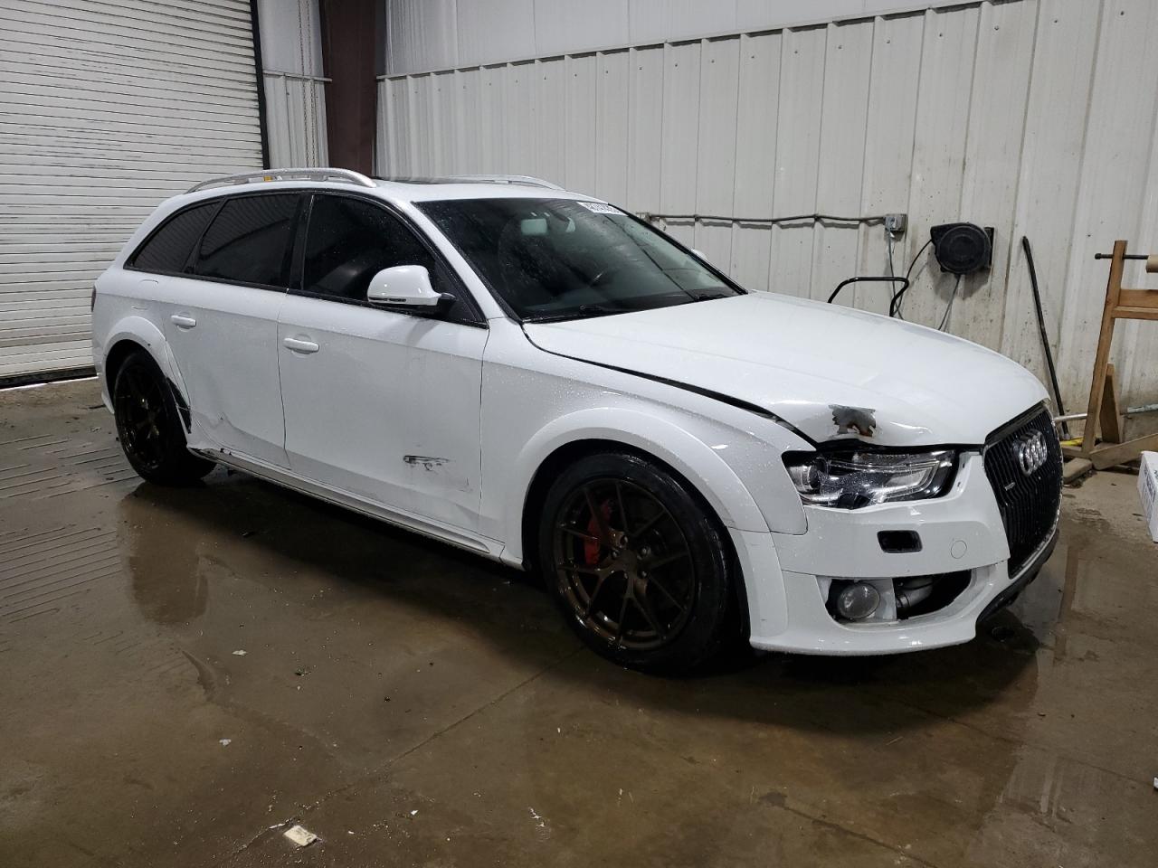 2015 Audi A4 VIN WA1UFAFL0FA020348 Copart auction photo, front end / side damage thumbnail 4