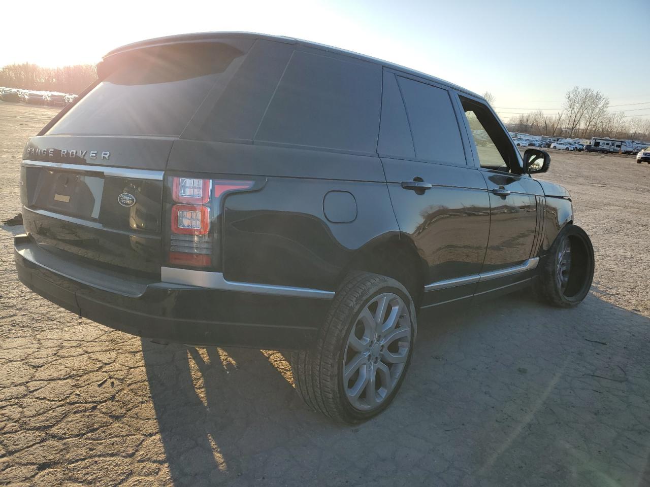 2017 Land Rover Range Rover VIN SALGS2FE4HA359115 Copart auction photo, front end damage thumbnail 3
