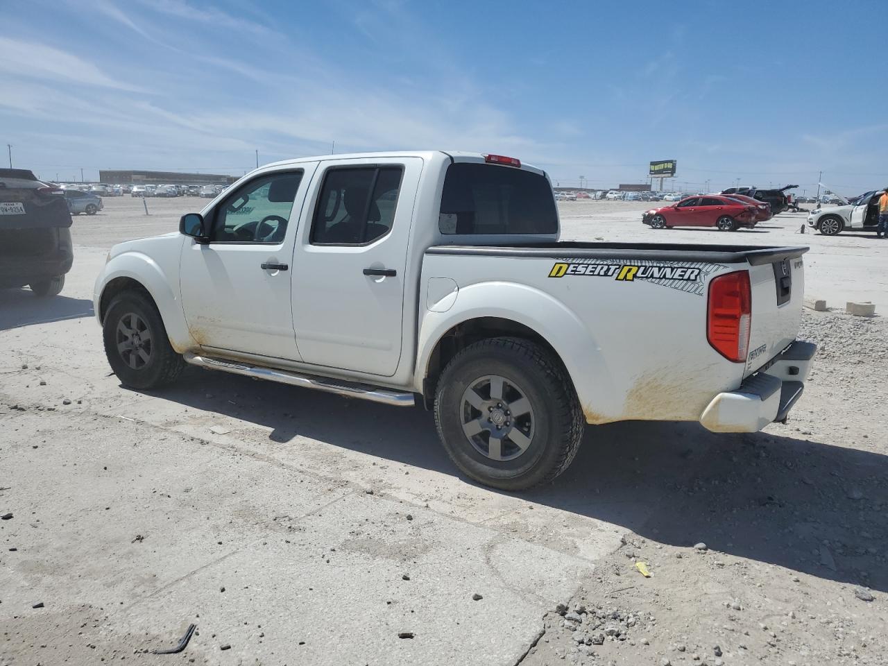 2013 Nissan Navara (Frontier) VIN 1N6AD0ERXDN738975 Copart auction photo, side / front end damage thumbnail 2