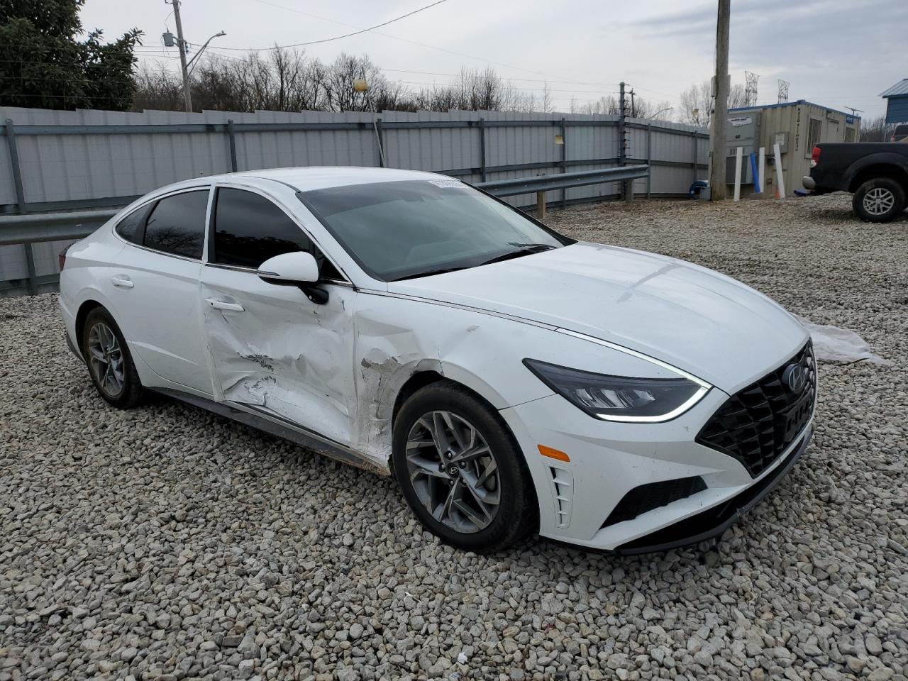 2020 Hyundai Sonata VIN 5NPEL4JA7LH037372 Copart auction photo, side / front end damage thumbnail 4