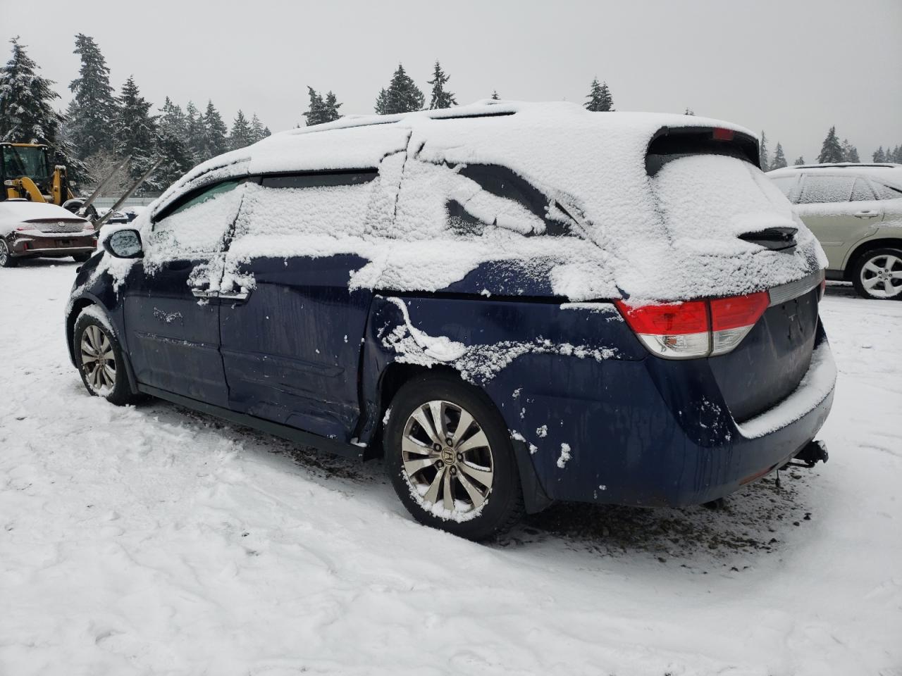 2017 Honda Odyssey VIN 5FNRL5H37HB022052 Copart auction photo, side damage thumbnail 2