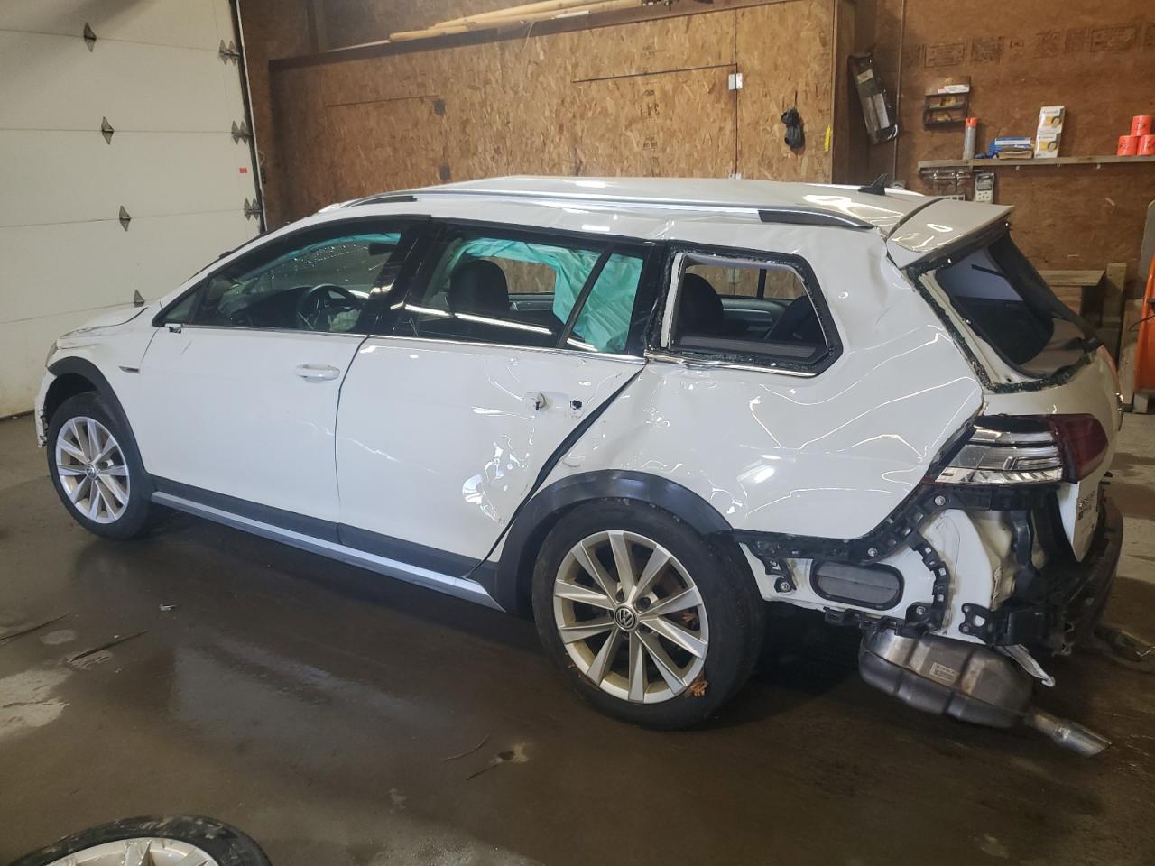 2019 Volkswagen Golf VIN 3VWH17AU4KM515817 Copart auction photo, rollover damage thumbnail 2
