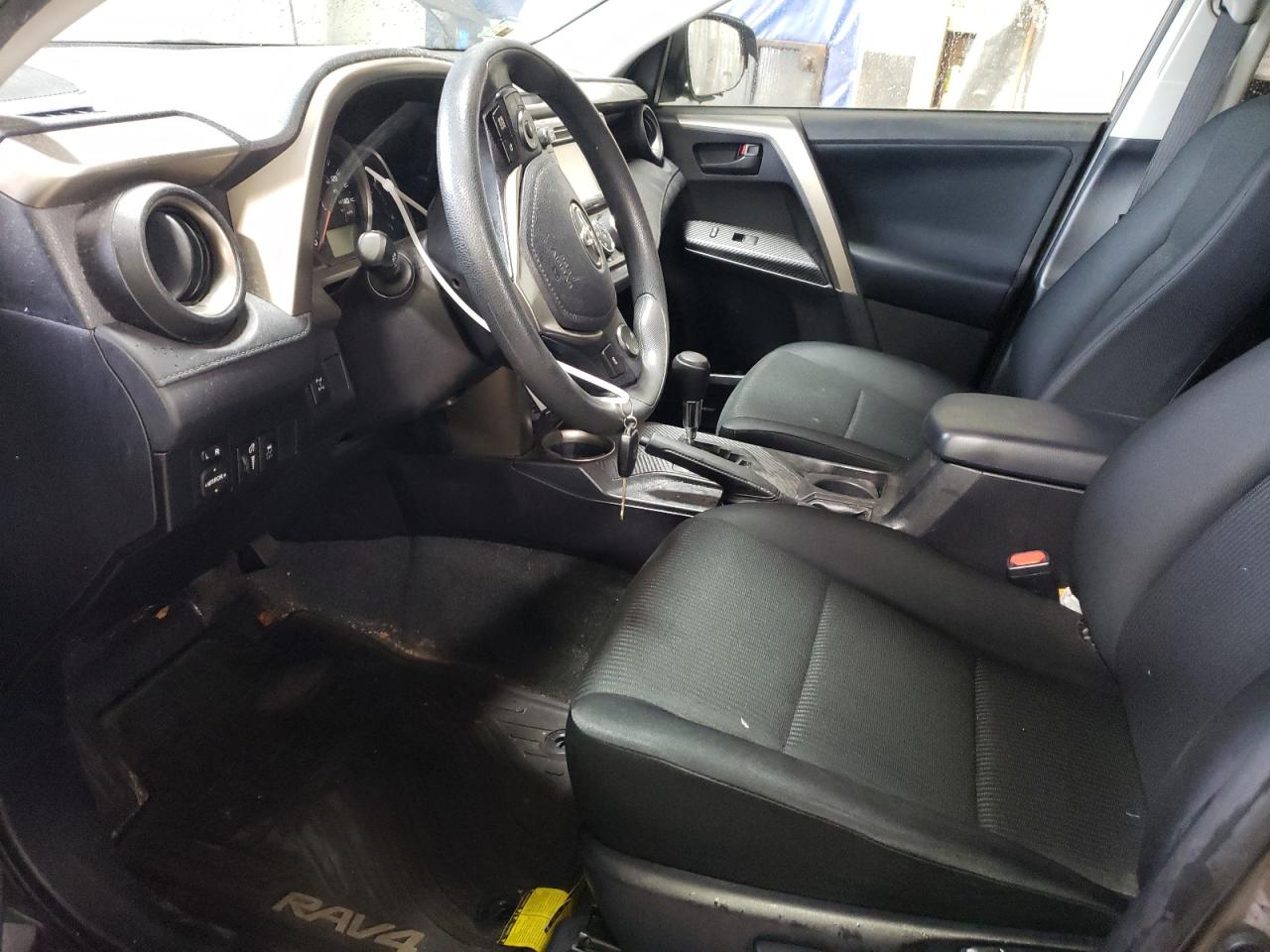 2015 Toyota RAV 4 VIN JTMBFREV5FD166175 Copart auction photo, front end / burn - interior damage thumbnail 7